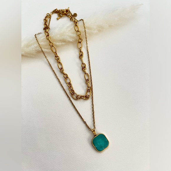 Elegant Gold Layered Necklace - Statement Classic Necklace - Boho Chic Necklace - Picture 5 of 11